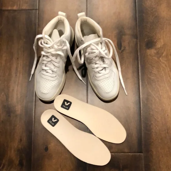 VEJA  V-15 High-Top Lace-Up Sneakers - - Picture 2 of 16